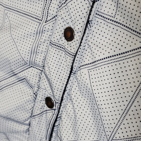 Stio Women's Skycrest Insulated Snap Shirt jacket Size Small - Picture 10 of 10